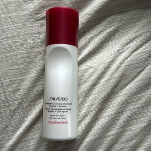 NWOB!  Shiseido_Complete Cleansing Microfoam